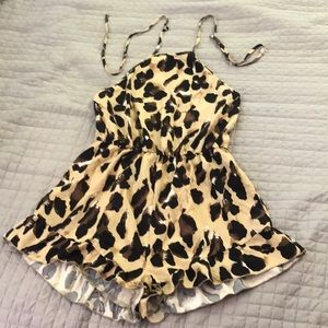 Leopard print romper. Halter top.